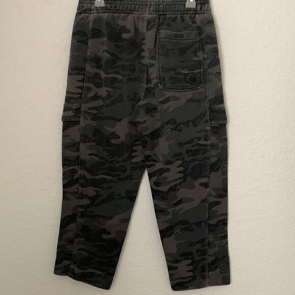 AND1 Cropped Camo Boys Authentic Pants Size M (boy) - Picture 2 of 14